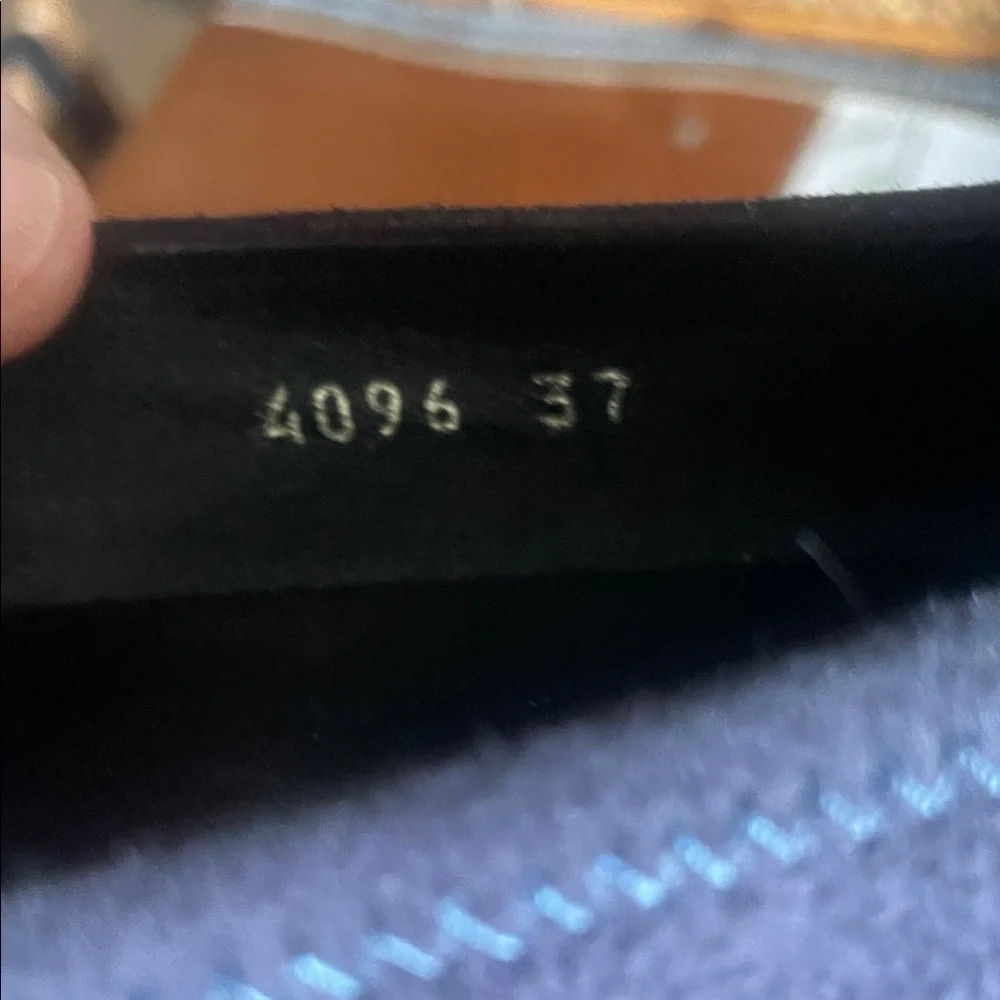 Prada Linea Rossa Women's Navy Suede Kitten Heels - Picture 7 of 7